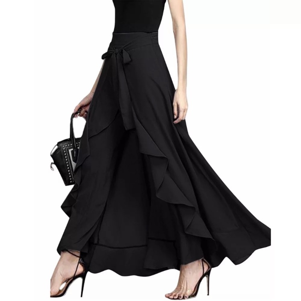 Woman's pants skirt set